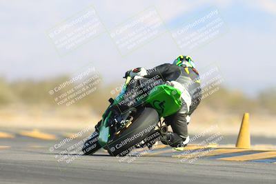 media/Jan-10-2025-CVMA Friday Practice (Fri) [[489e0da257]]/Group 4 and Trackday/Session 4 (Turn 16)/